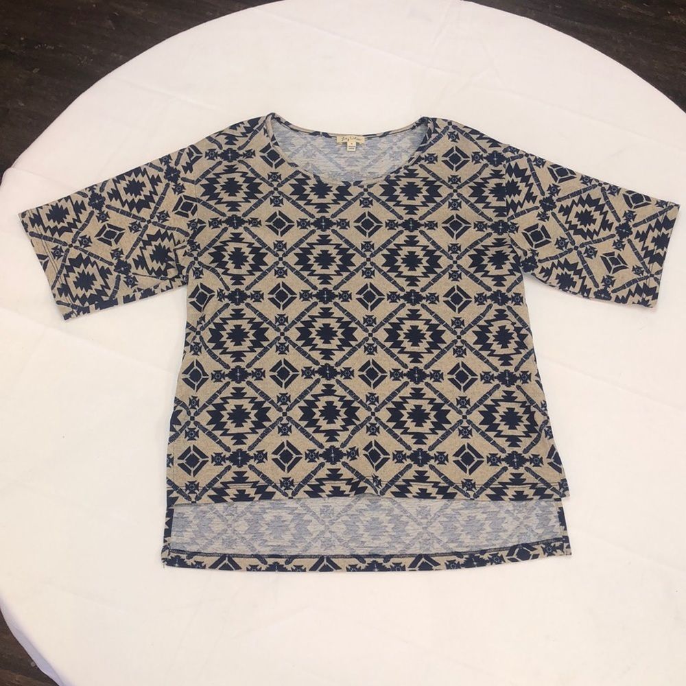 Lily White Top